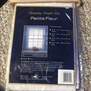 Curtain Petite Fleur